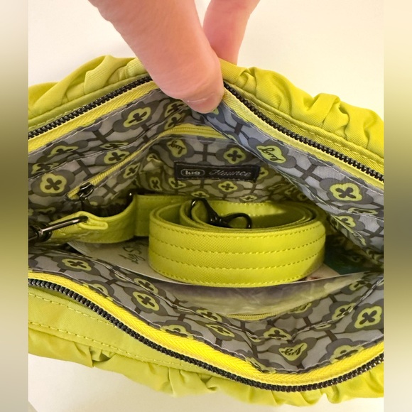 Lug Flounce - Picture 3 of 3